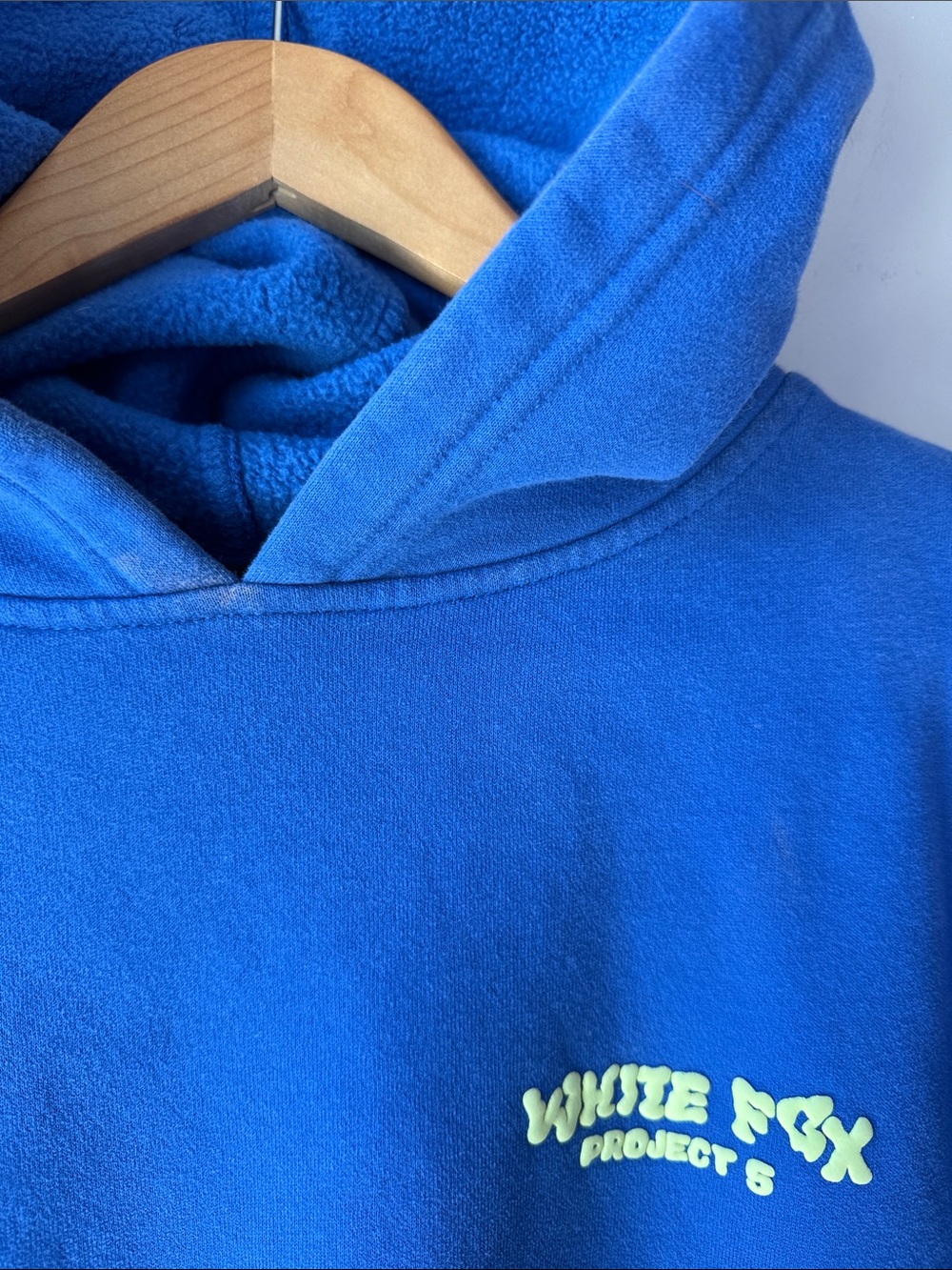 White Fox Blue Project 5 Oversized Hoodie - Picture 4 of 8